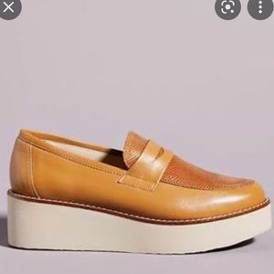 NEW Anthropologie Ilana suede leather platform loafer shoes, honey. Size 41/10us